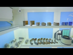 Salón de exposiciones 5